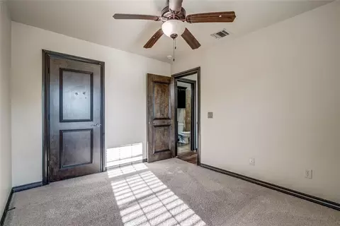 3904 Normandy Rd, Edmond, OK 73013 photo 14