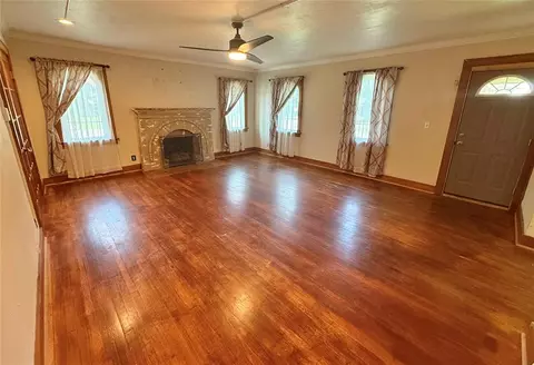 722 E Main St, Sentinel, OK 73664 photo 6