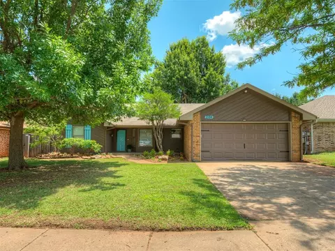 2104 Tanglewood Dr, Edmond, OK 73013