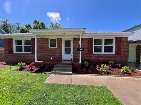 1126 Missouri Dr, Norman, OK 73071