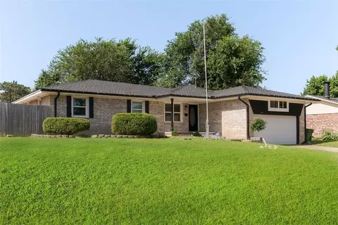 300 Yukon Ave, Yukon, OK 73099