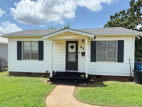 221 N Iowa St, Chandler, OK 74834