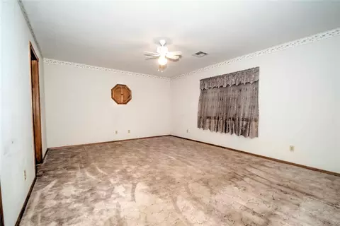 511 N Turner Rd, Chandler, OK 74834 photo 9
