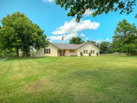 16707 E Reno Rd, Choctaw, OK 73020