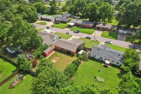 512 N Front St, Noble, OK 73068 photo 38