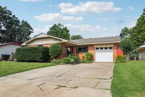 512 N Front St, Noble, OK 73068 photo 5