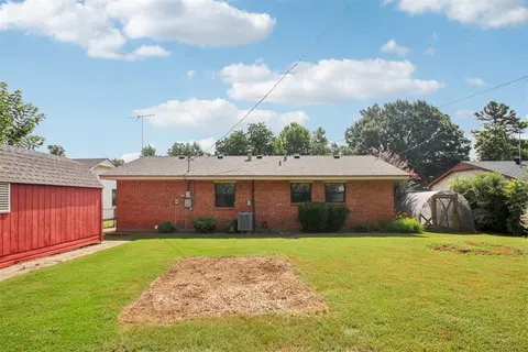 512 N Front St, Noble, OK 73068 photo 27