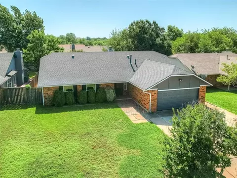 1008 S Neptune Rd, Edmond, OK 73003