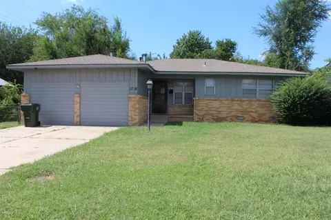 1701 Rulane Dr, Midwest City, OK 73110