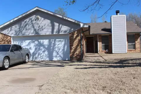 9607 NE 3rd Pl, Midwest City, OK 73130
