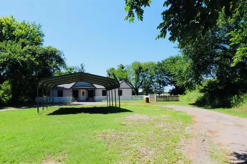 4103 Norge Rd, Chickasha, OK 73018 photo 9