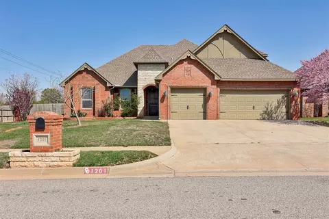 1201 Monterey Dr, Norman, OK 73072
