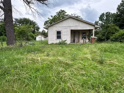 1000 S Dogwood Ave, Okmulgee, OK 74447