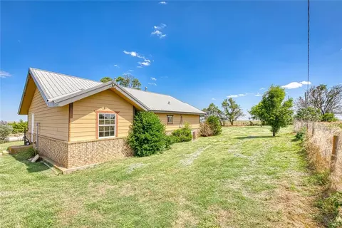 22807 E 1070 Rd, Clinton, OK 73601 photo 12