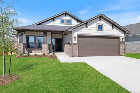 12825 NW 4th St, Yukon, OK 73099