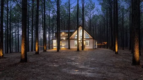 207 Jericho Rd, Broken Bow, OK 74728