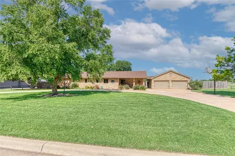 517 Garrett St, Elk City, OK 73644