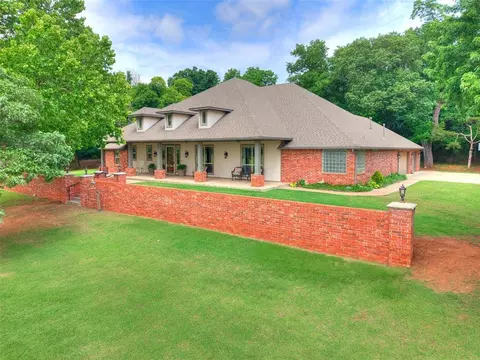 12905 S Mustang Rd, Mustang, OK 73064
