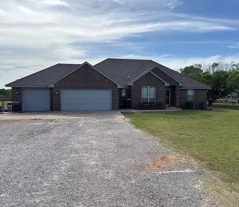 1178 N County Street 2948 St, Tuttle, OK 73089