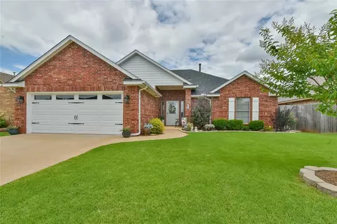 2221 NW 158th St, Edmond, OK 73013