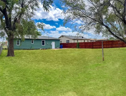 1329 E Spruce St, Altus, OK 73521 photo 14
