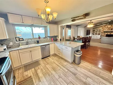 2312 Galaxy Dr, Altus, OK 73521 photo 10