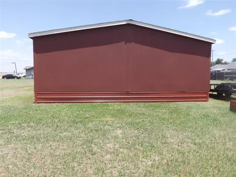 413 NW 3 Rd St, Tipton, OK 73570 photo 38