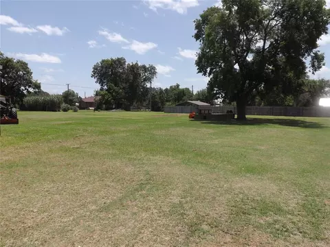 413 NW 3 Rd St, Tipton, OK 73570 photo 29