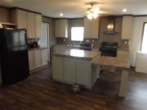413 NW 3 Rd St, Tipton, OK 73570 photo 26