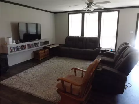 413 NW 3 Rd St, Tipton, OK 73570 photo 15