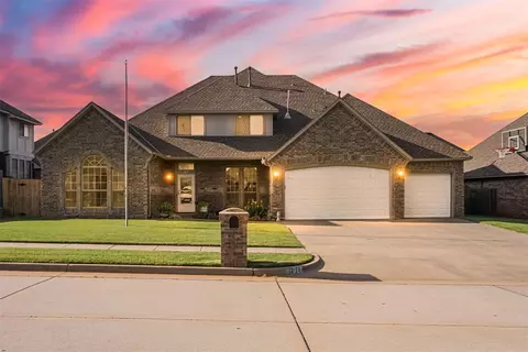 917 Erinova Dr, Yukon, OK 73099