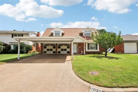 1021 W Idylwild Dr, Midwest City, OK 73110