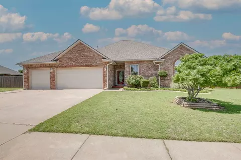 4621 Deer Ridge Blvd, Yukon, OK 73099