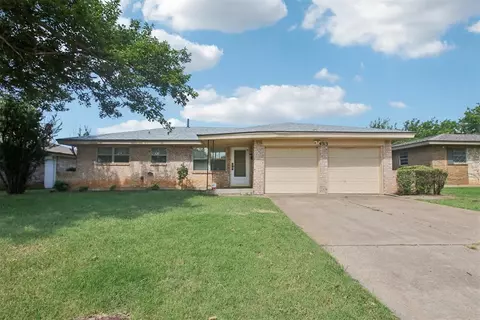 4313 Suntane Rd, Del City, OK 73115