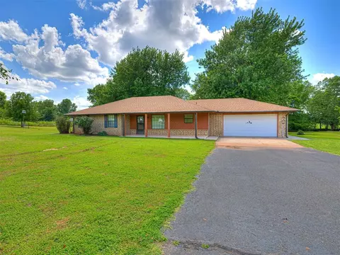 994 County Street 2986, Blanchard, OK 73010