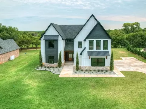 3368 Red Ridge Dr, Blanchard, OK 73010