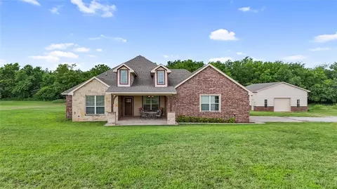 8673 Willow Creek Rd, Guthrie, OK 73044