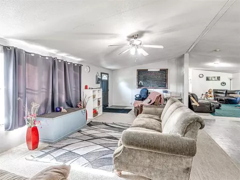 106411 Happy Trails Rd, Mcloud, OK 74851 photo 5