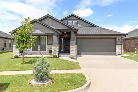 8705 Gibbs Dr, Oklahoma City, OK 73135