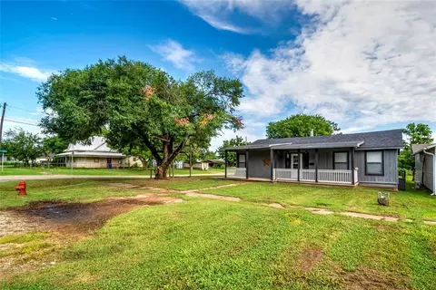 Other - 201 E 2nd St, Stroud, OK 74079 photo 2 of 5
