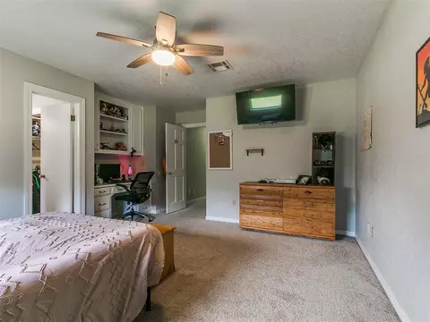 5204 Summit Dr, Edmond, OK 73034 photo 31