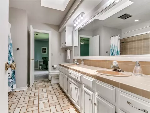 5204 Summit Dr, Edmond, OK 73034 photo 35