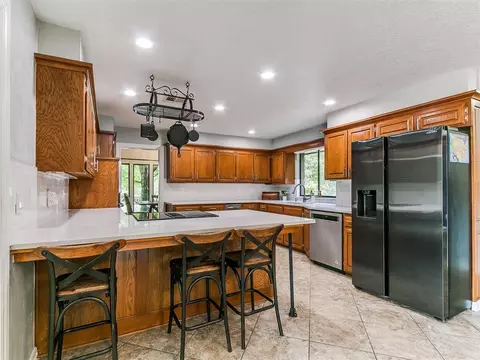 5204 Summit Dr, Edmond, OK 73034 photo 13