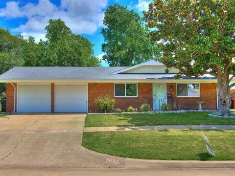 1037 Woods Ave, Norman, OK 73069
