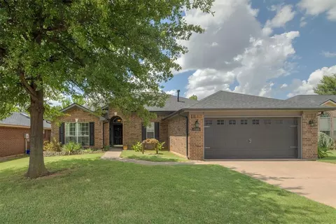 2725 NW 162nd St, Edmond, OK 73013