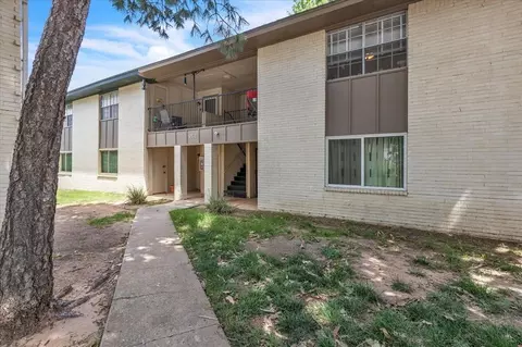 1711 E Lindsey Ave #2, Norman, OK 73071