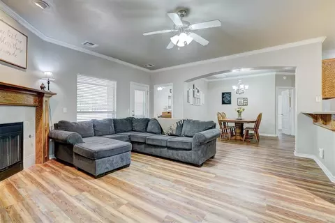 2209 Cedar Pointe Ct, Edmond, OK 73003 photo 6