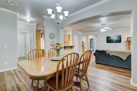 2209 Cedar Pointe Ct, Edmond, OK 73003 photo 10