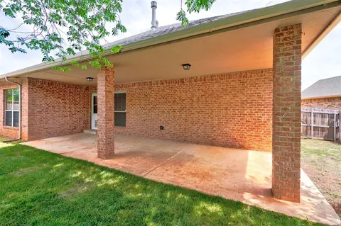 2209 Cedar Pointe Ct, Edmond, OK 73003 photo 36