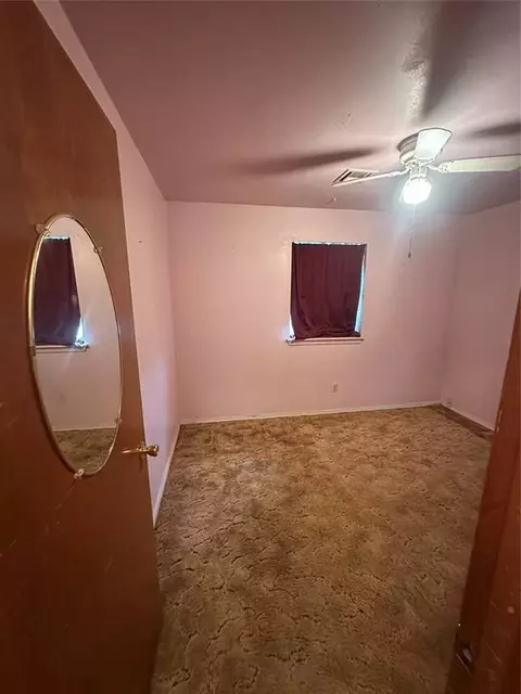 380 Weichel St, Colony, OK 73021 photo 6